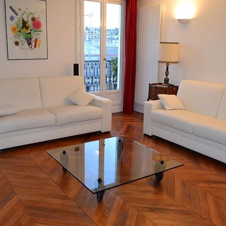 Appartement Moulin Rouge II Париж Стая снимка