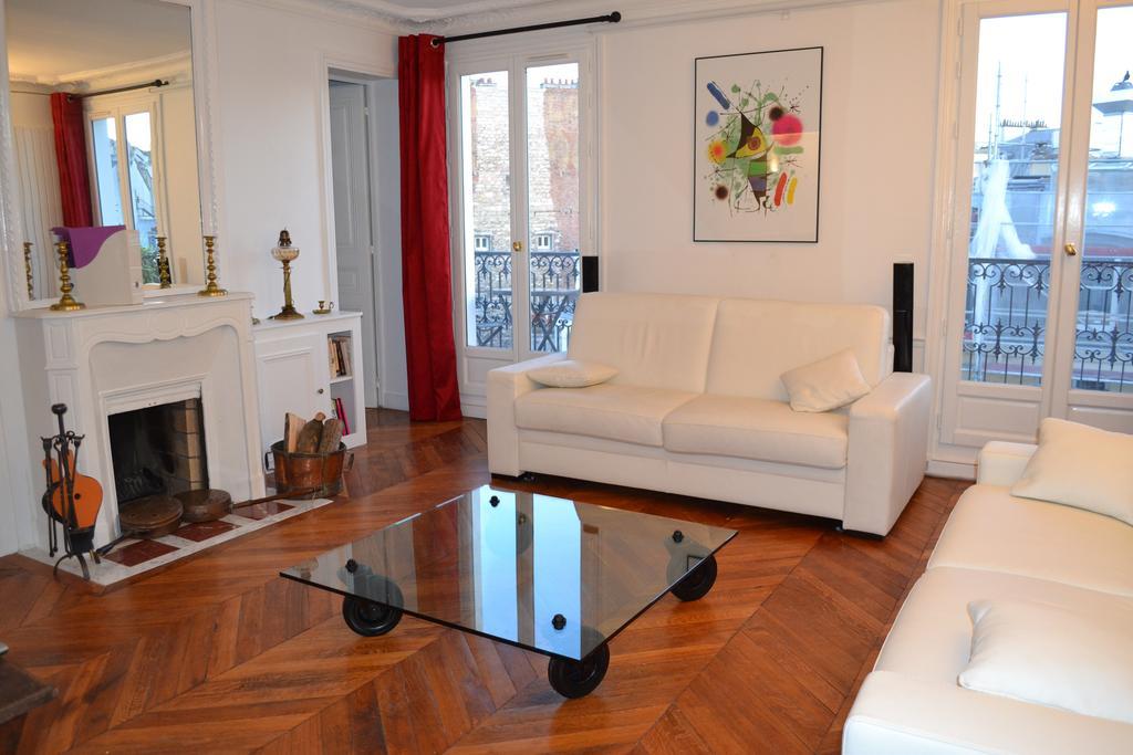Appartement Moulin Rouge II Париж Стая снимка